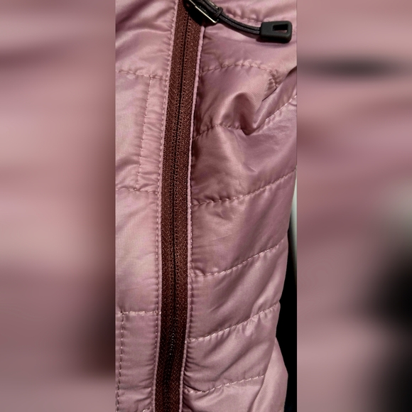 Patagonia Purple Quilted Jacket - Picture 5 of 8